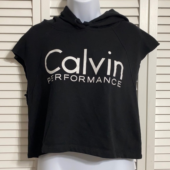 Calvin Klein Tops - Calvin Klein Performance crop top!